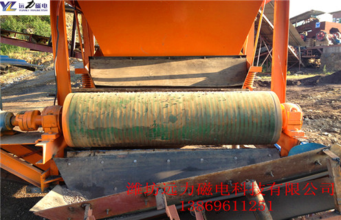 強(qiáng)磁磁選機(jī)，印度客戶發(fā)石英砂樣品到我廠用強(qiáng)磁磁選機(jī)做除鐵試驗