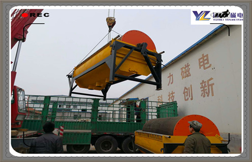 小型磁選機(jī)，選擇合適的小型磁選機(jī)助力您的工業(yè)生產(chǎn)_礦用選擇合適的小型磁選機(jī)助力您的工業(yè)生產(chǎn)_小型強磁滾筒磁選機(jī) 