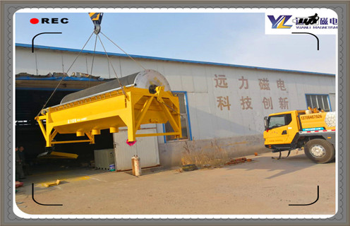 干式磁選機(jī)，濰坊干式選鈦強(qiáng)磁選機(jī)生產(chǎn)廠家_跑礦原因_錳礦濰坊干式選鈦強(qiáng)磁選機(jī)生產(chǎn)廠家一般是多少_生產(chǎn)廠家